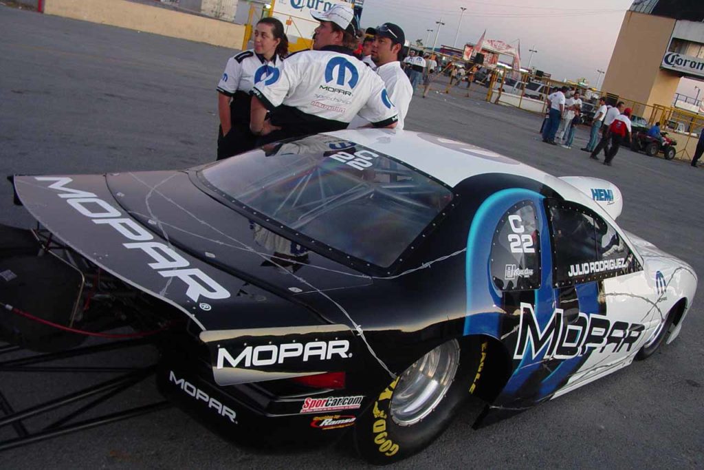 Neon-Mopar-MTY